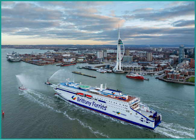 Ferry, Portsmouth Harbour